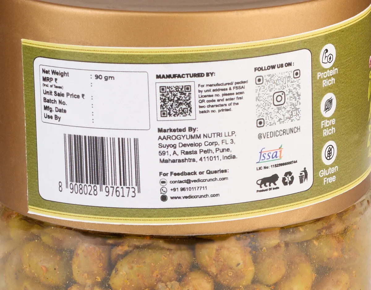 Achaari Twist edamame, close up.